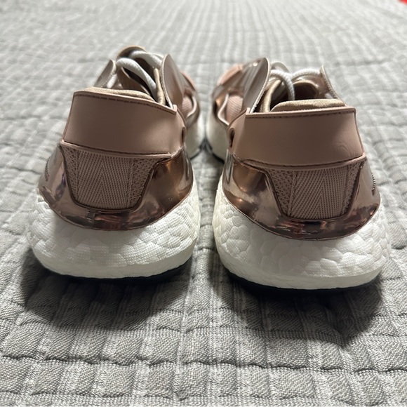 Adidas by Stella McCartney Ultraboost Sneaker size 7 - Picture 4 of 5